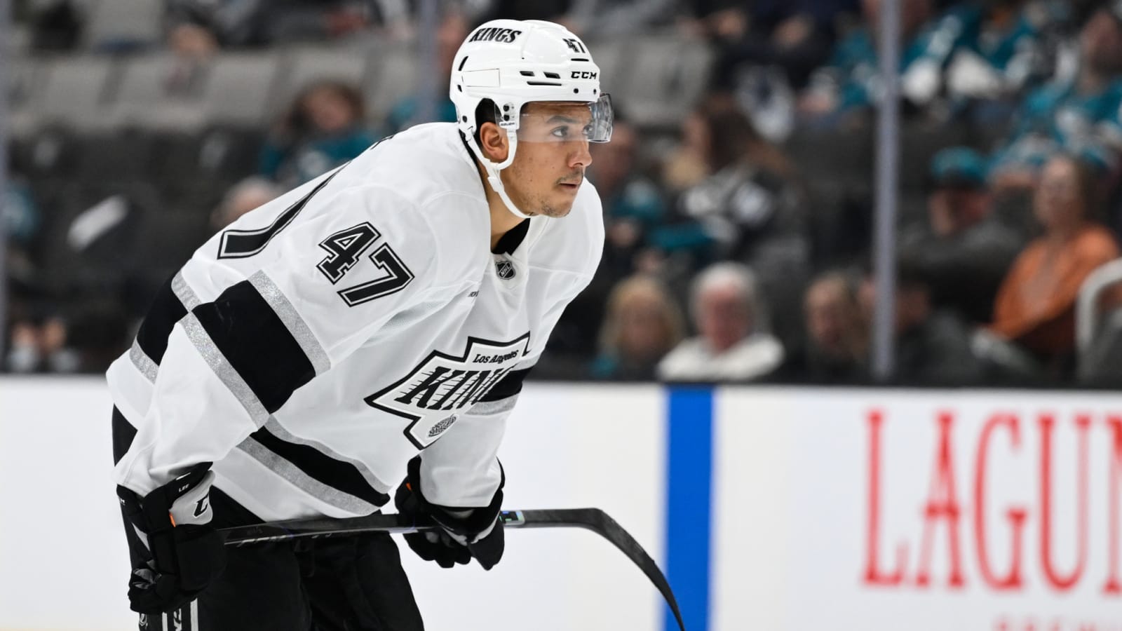 Kings sign winger to two-year extension