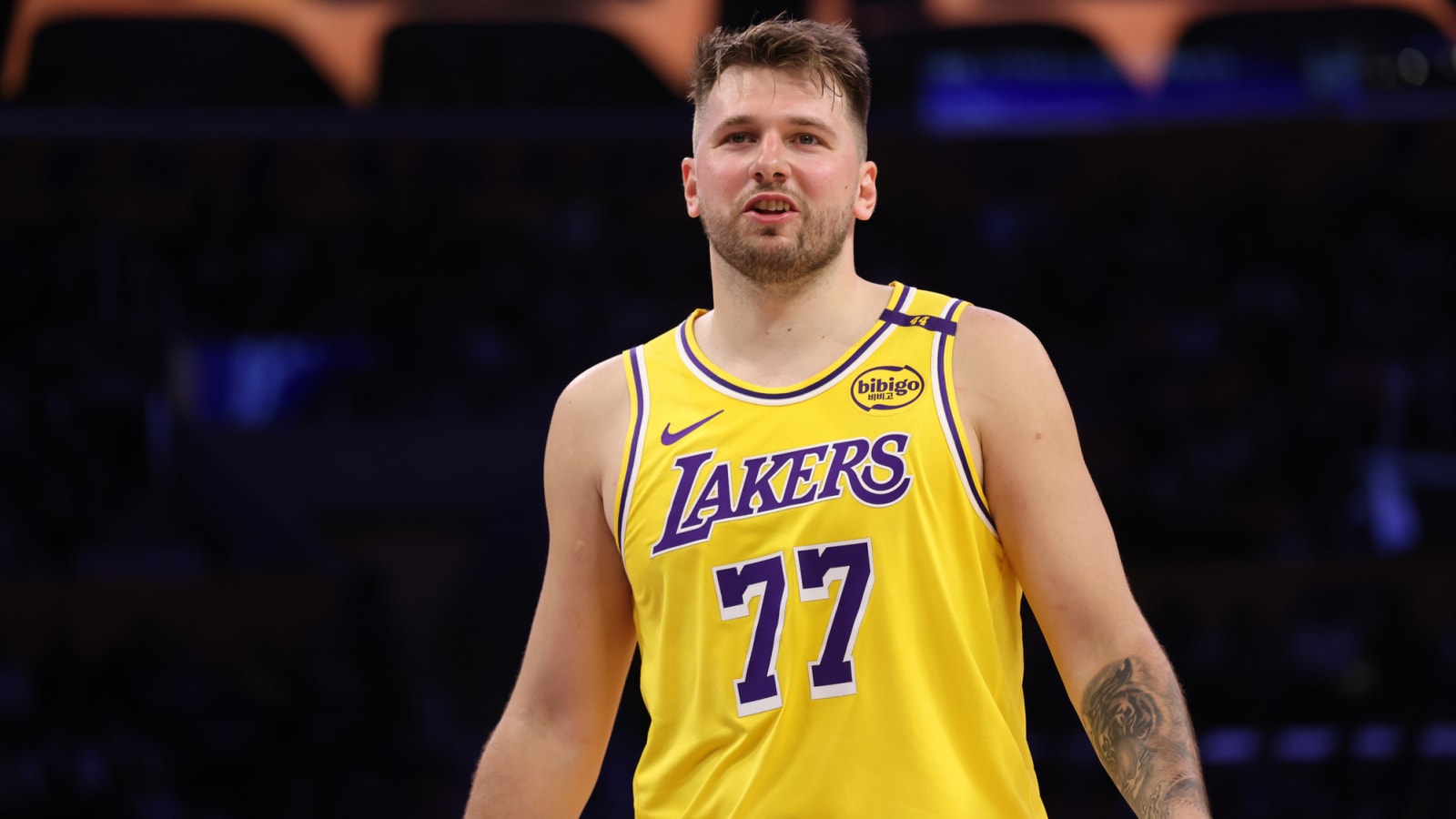 Luka Doncic has classy 7-word message for Kyrie Irving after injury
