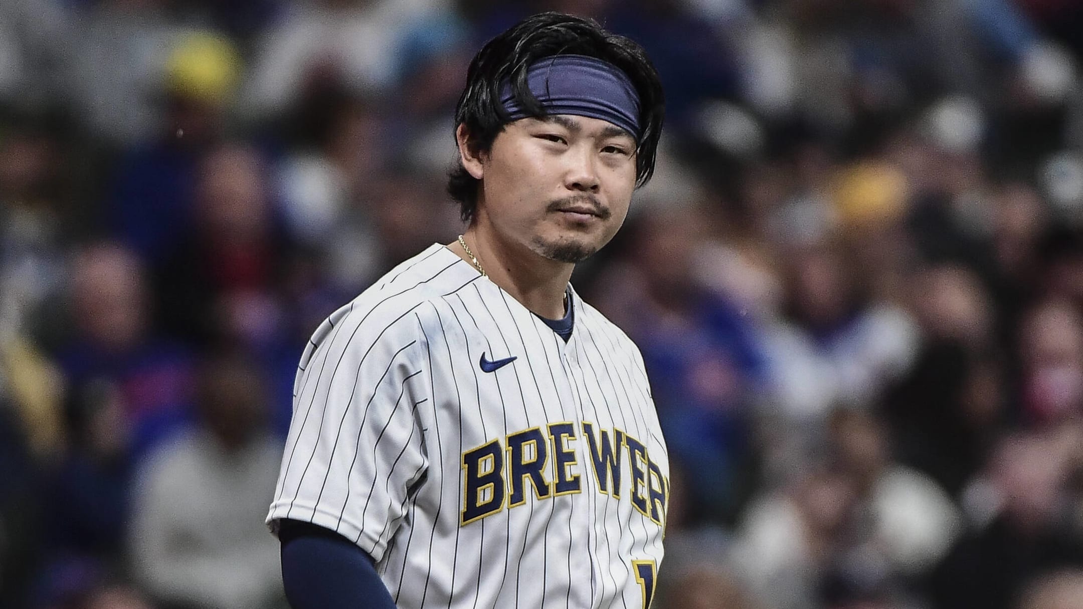 Brewers option IF Keston Hiura, select RHP Luis Perdomo