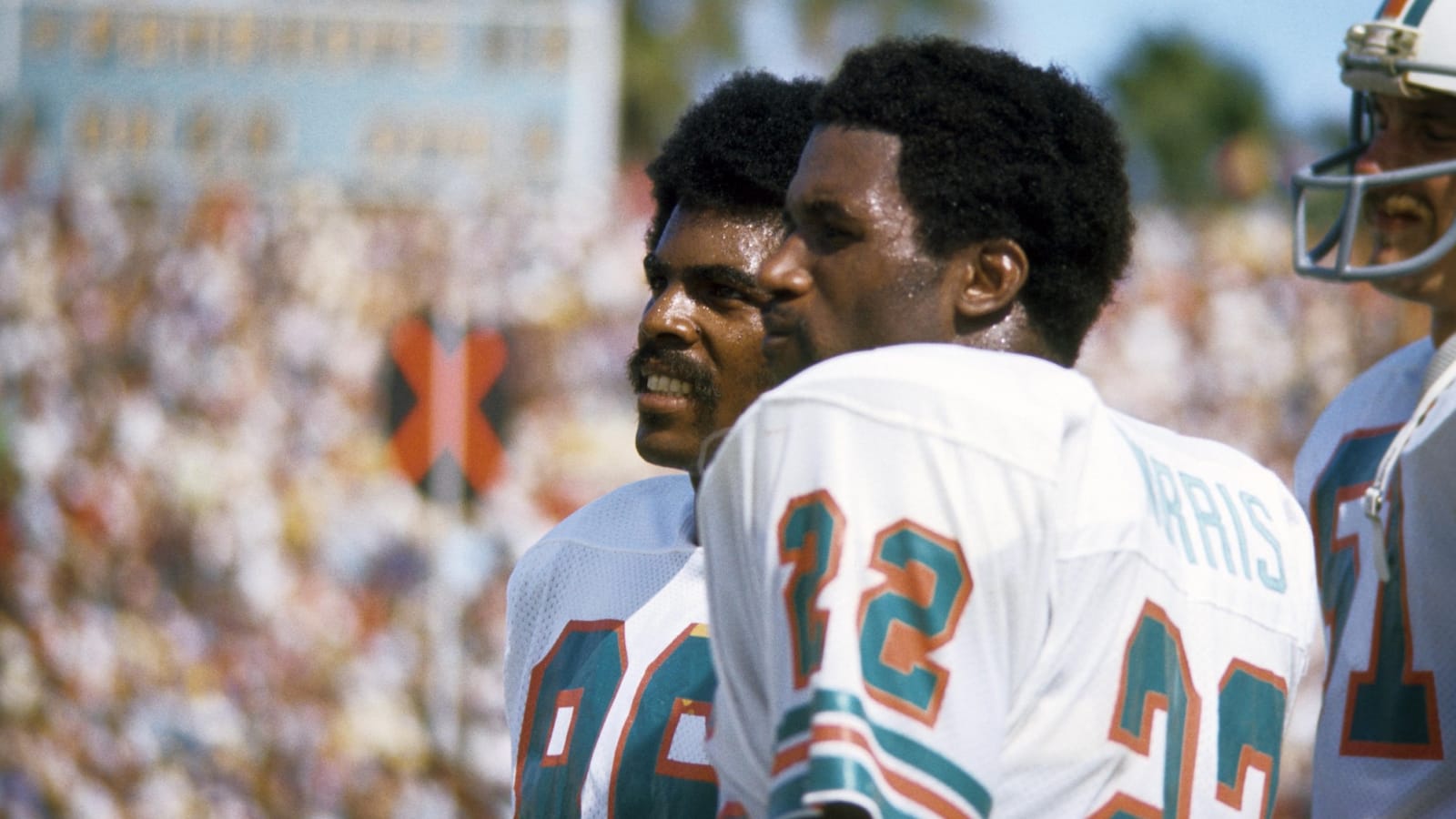 Dolphins legend Mercury Morris dies at 77