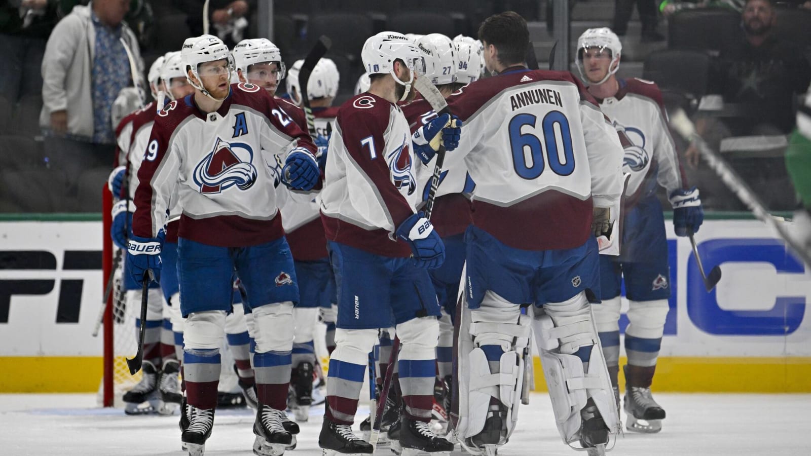 Avalanche force Game 6 with big third period vs. Stars