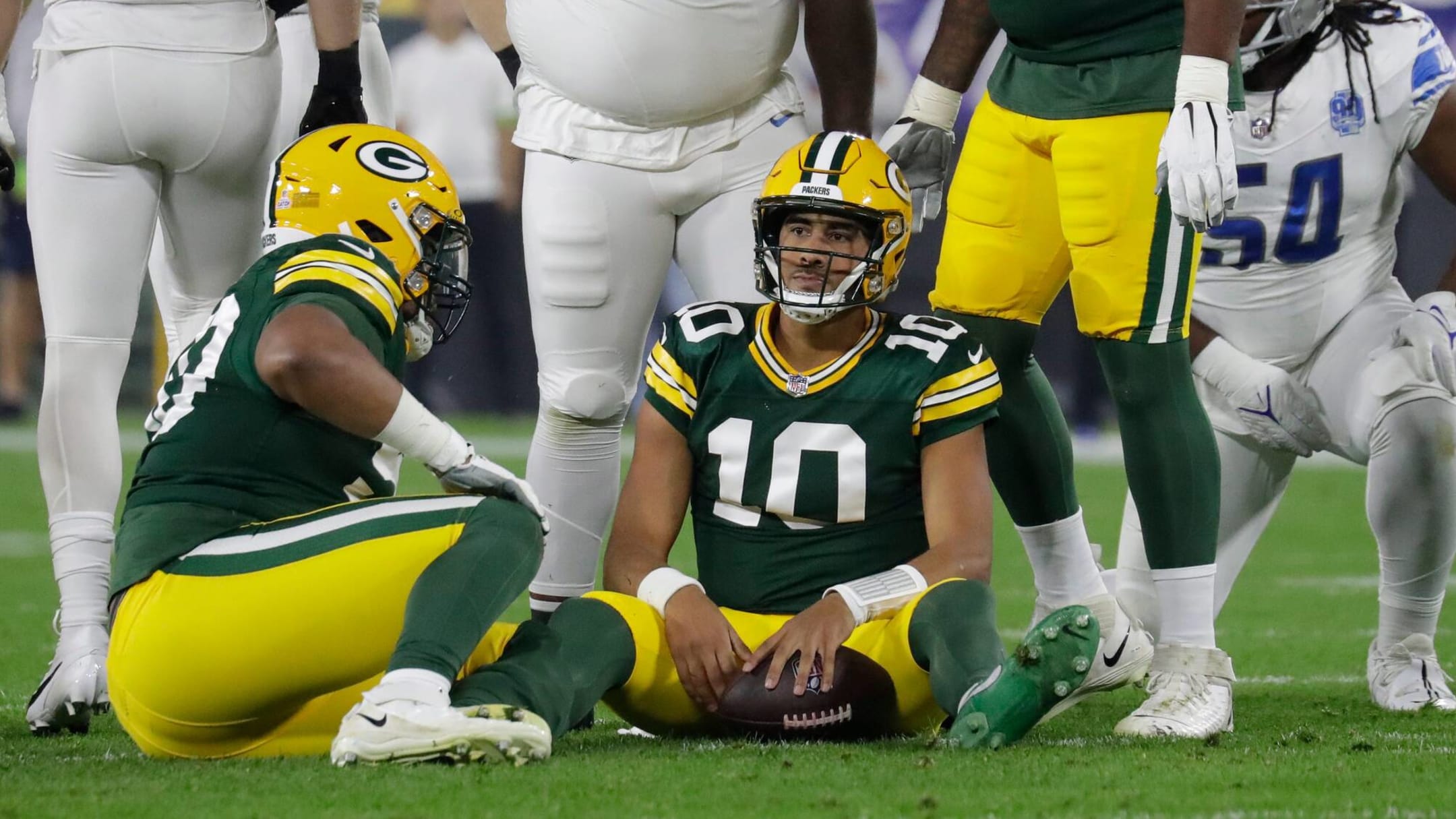 Packers 23 Vikings 10: Game Balls & Lame Calls