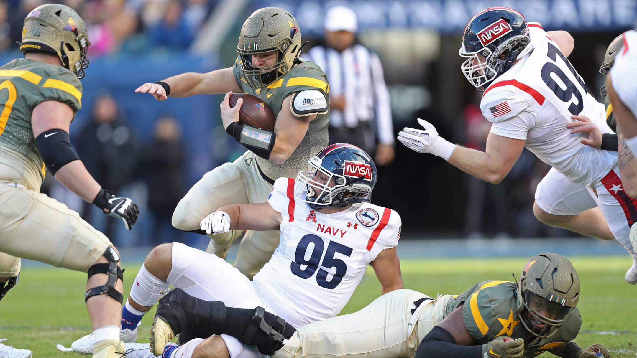 Army beats Navy 20-17 in double-overtime, wins 123rd Army-Navy game