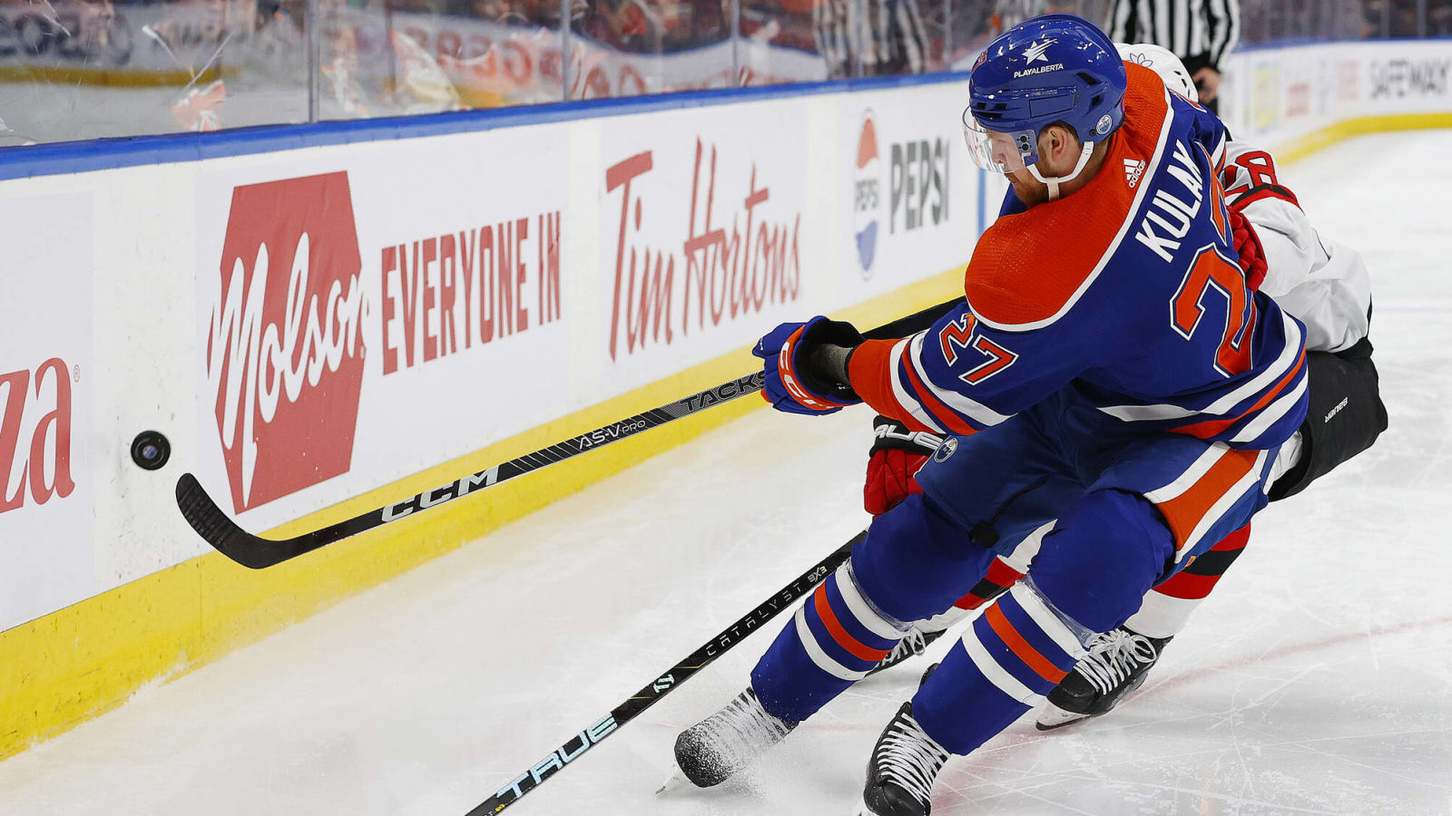 Oilers’ Defenseman Falls Just Outside Top 10 on Trade Bait Board