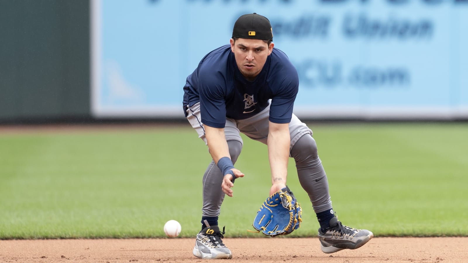 A’s, Luis Urias agree to deal