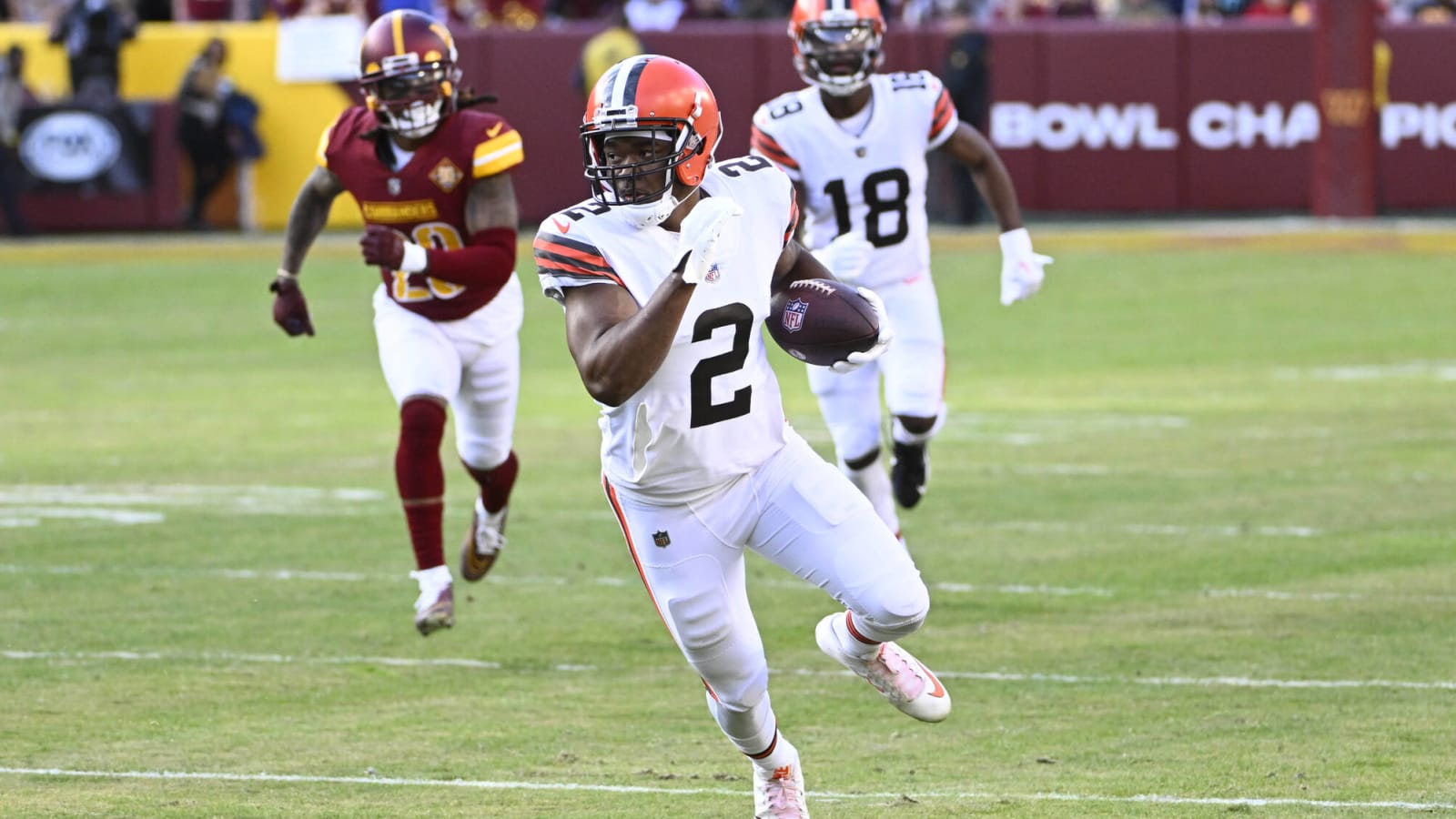 Top Browns WR working with team after surgery