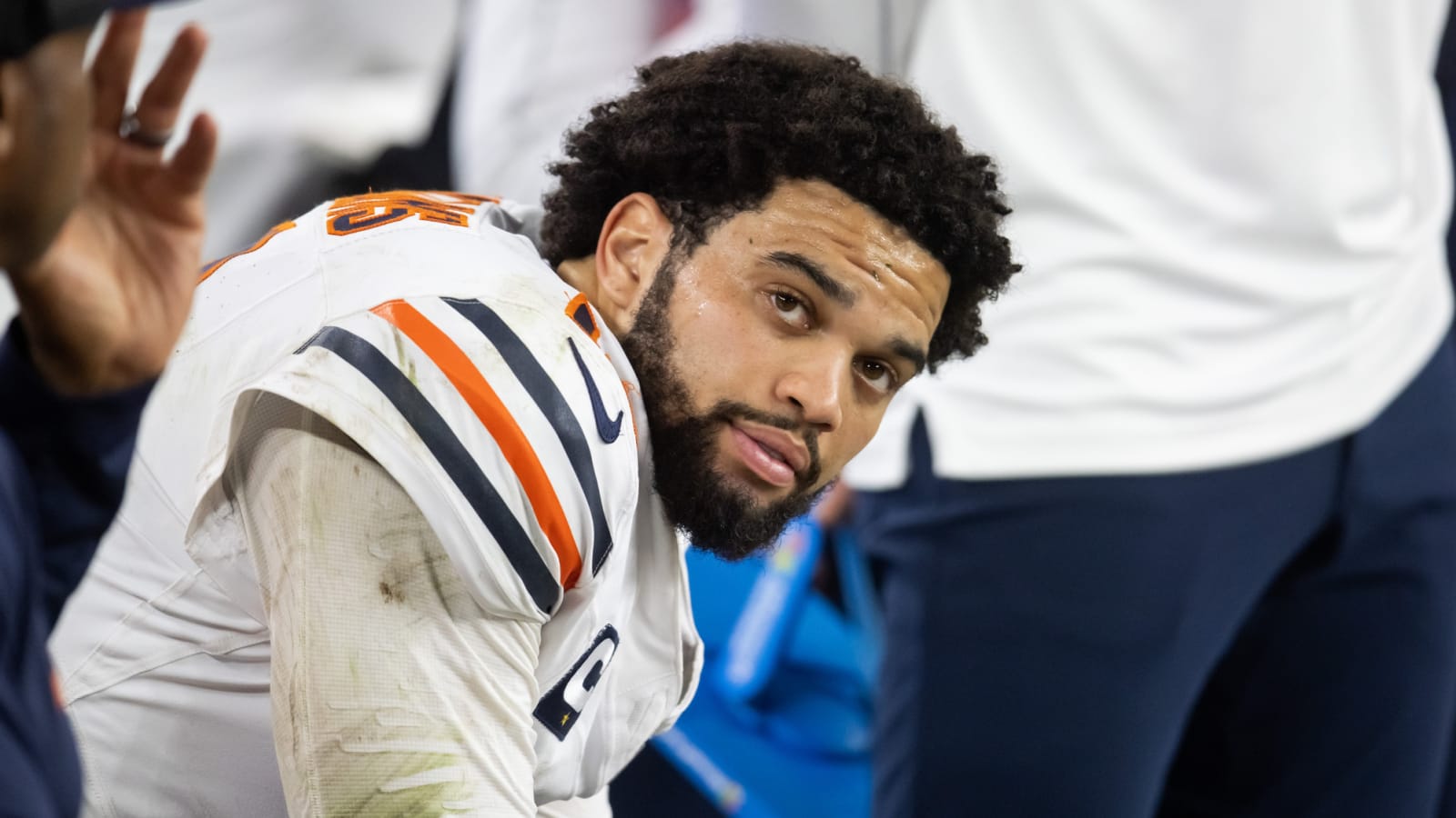 Insider updates if Bears considered benching Caleb Williams