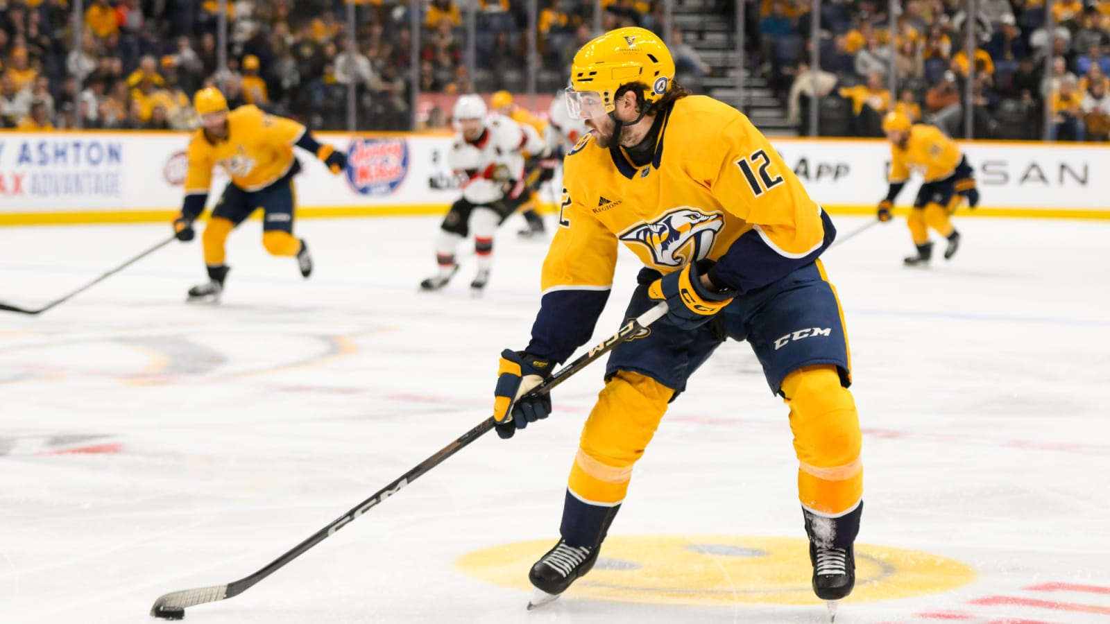 Minnesota Wild Claim Vinnie Hinostroza