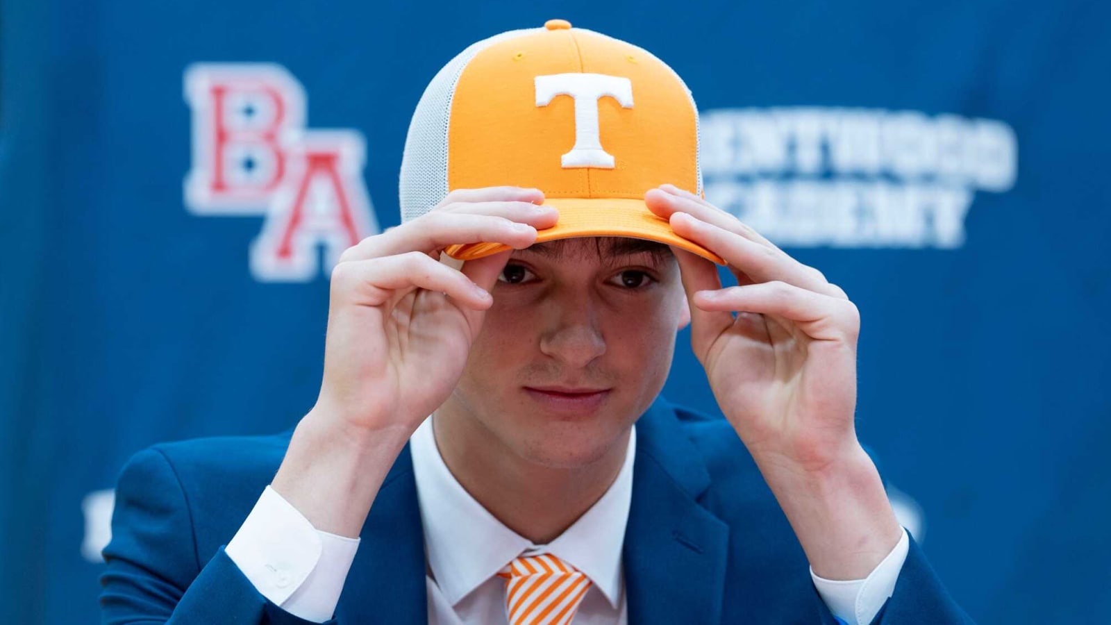 &#39;Don&#39;t let him see that&#39; - Tennessee Vols WR shares thoughts on true freshman QB George MacIntyre