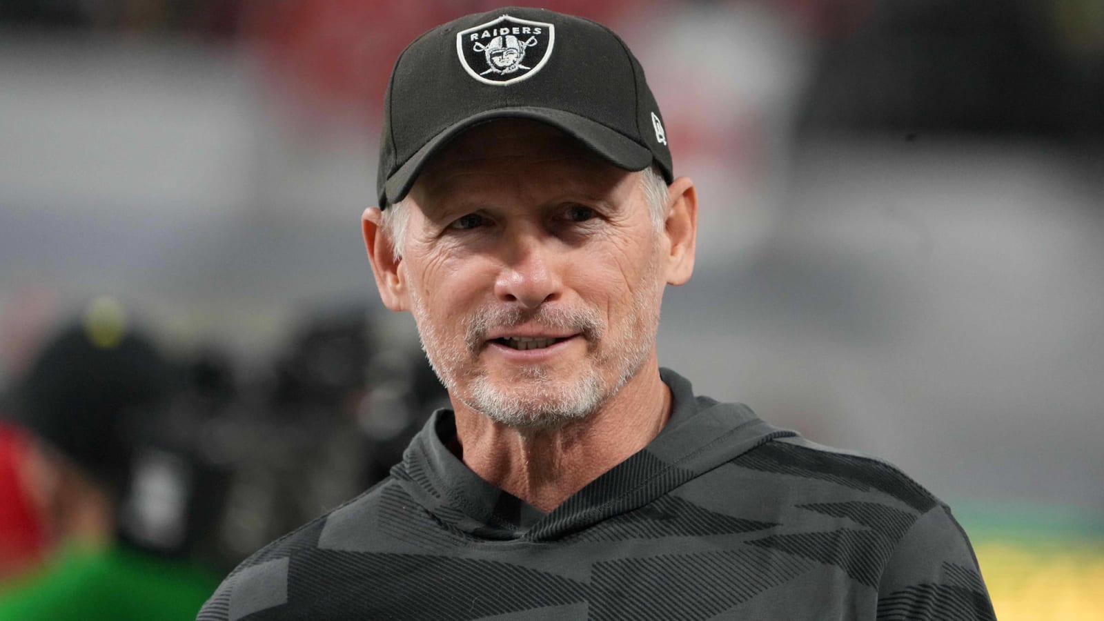 Raiders not ruling out keeping GM Mike Mayock