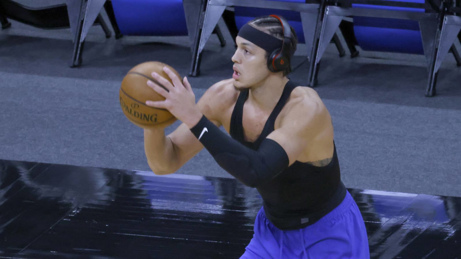 Magic's Aaron Gordon out four to six weeks with ankle sprain?