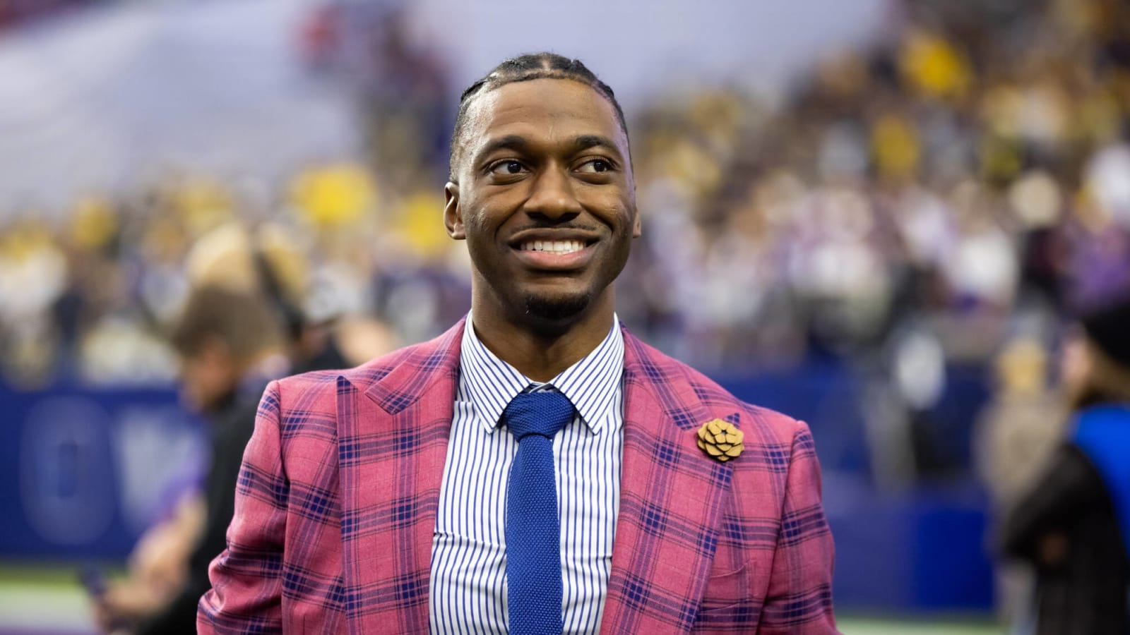 Robert Griffin III still training for another shot in the NFL | Yardbarker