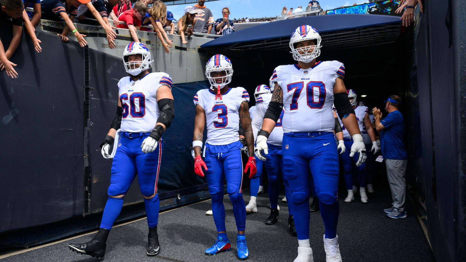 Video shows Bills player helping stranded motorist during snowstorm