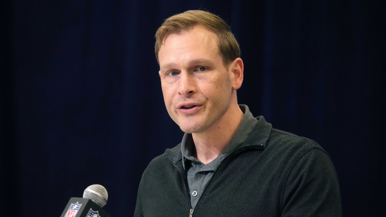 Bears' moves highlight commitment to building in trenches