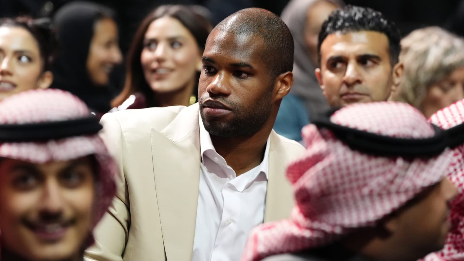 Daniel Dubois vs Derek Chisora: Dillian Whyte Offers Brutal Take