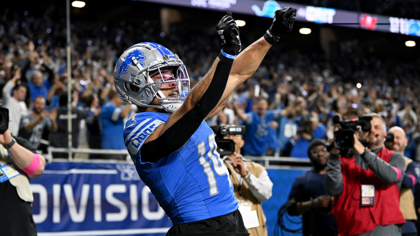 Lions eyeing extension for All-Pro receiver