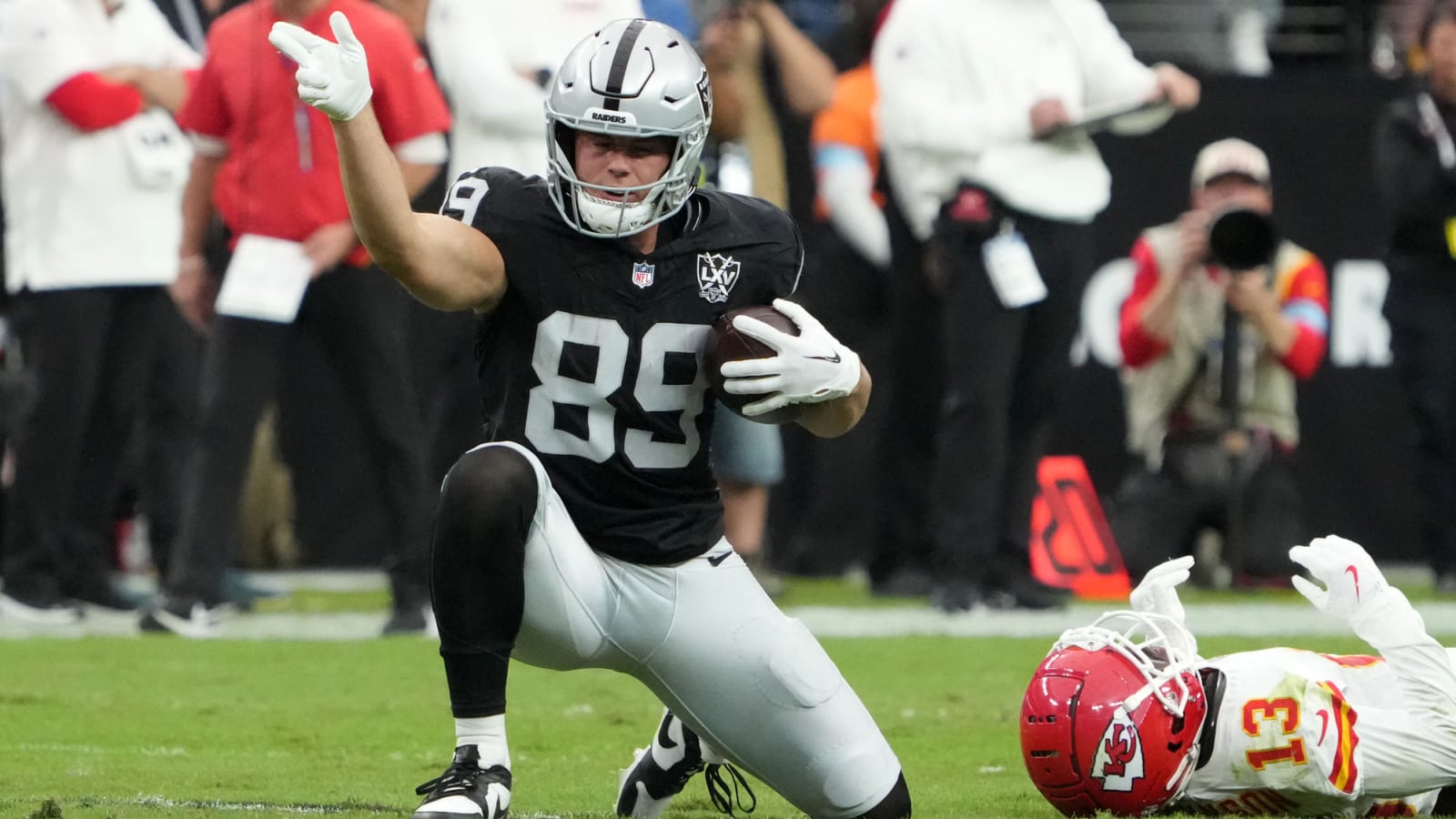 The 'NFL rookie tight end receptions leaders' quiz