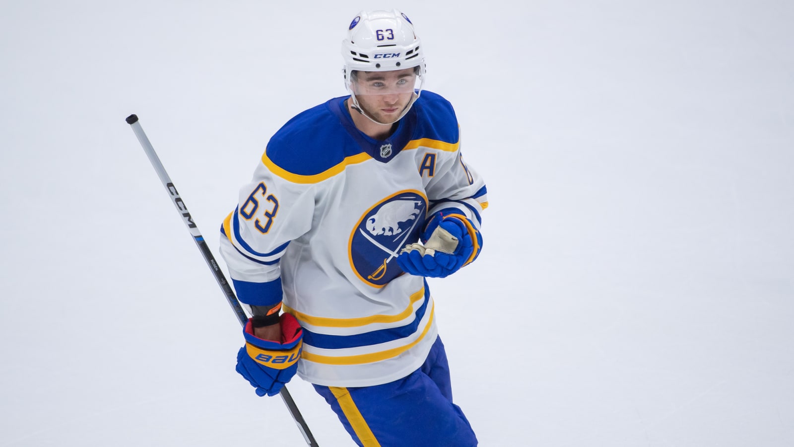 Sabres recall pair of forwards