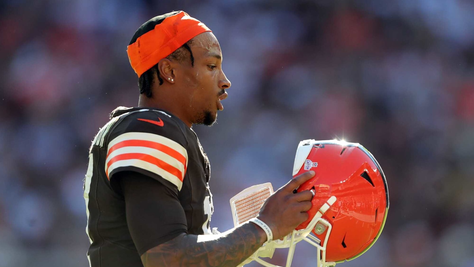 Report: Browns making quarterback change for Week 16