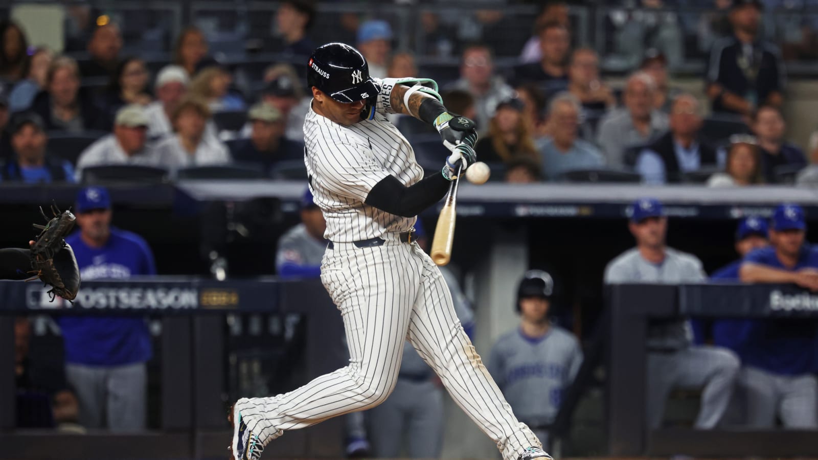 Yankees facing offseason decision with infielder's resurgence
