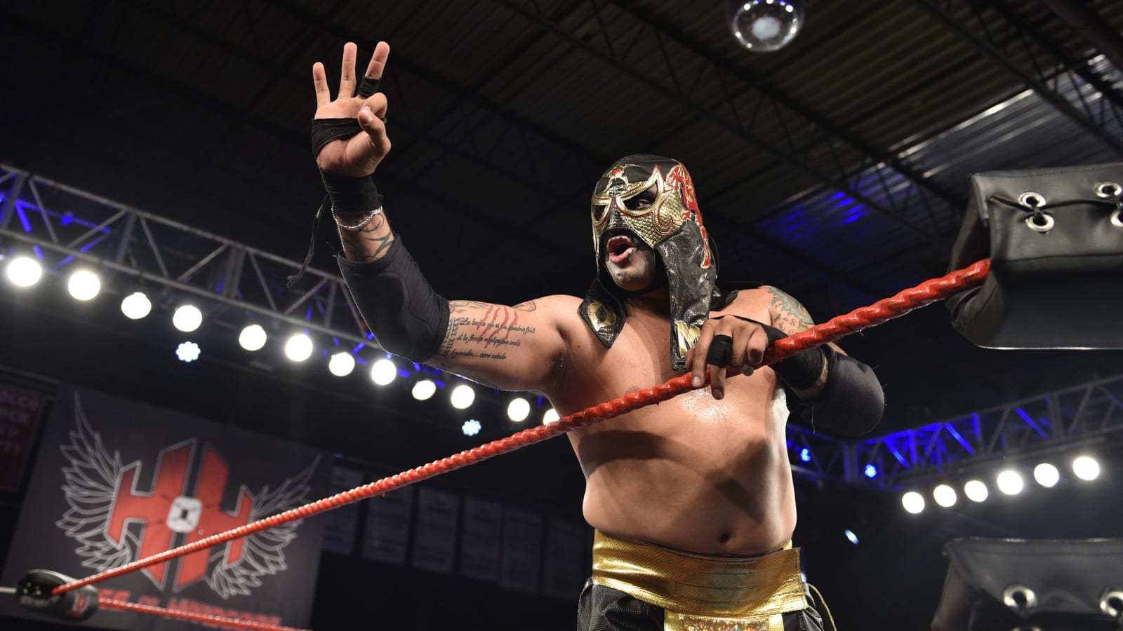 WWE Shop Already Selling Penta Merchandise Ahead Of Debut