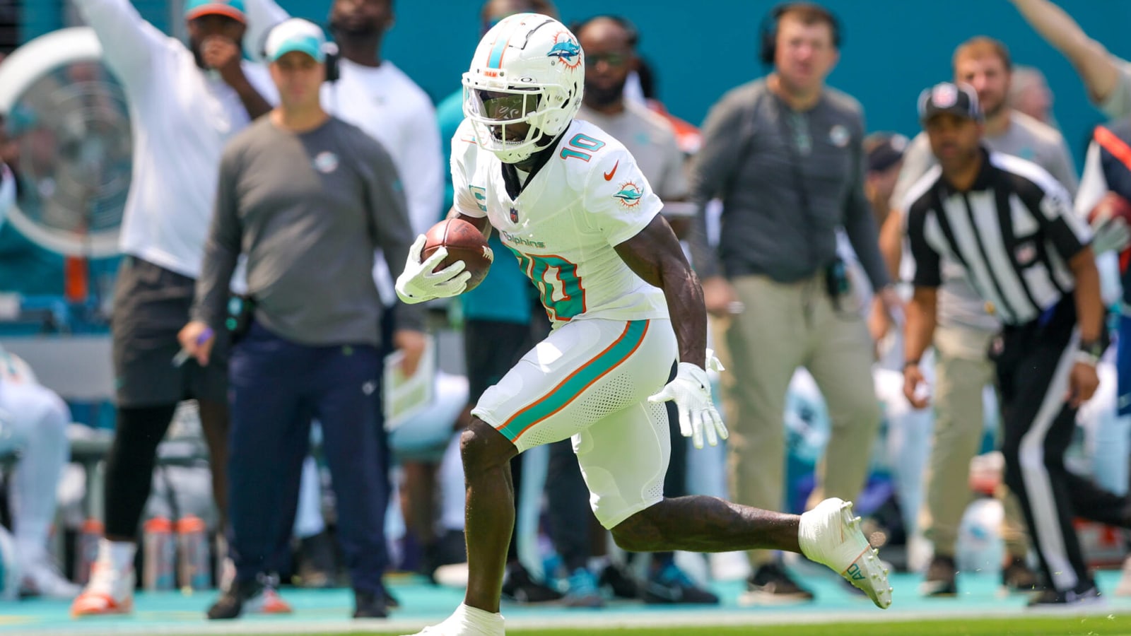Tyreek Hill Upset About Trade That Could Upend Miami Dolphins 2024 Hopes