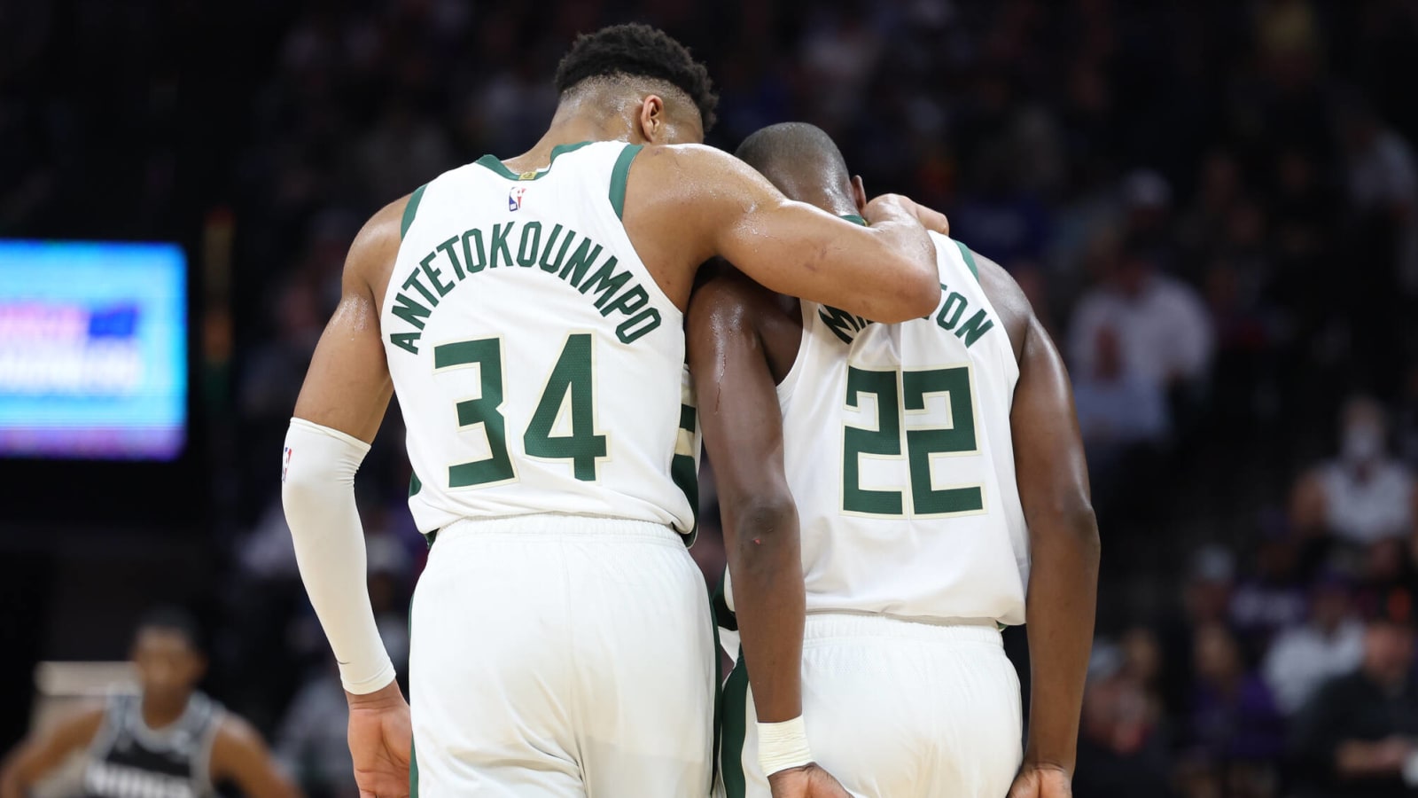 Bucks could be missing two stars against Pacers in Game 3