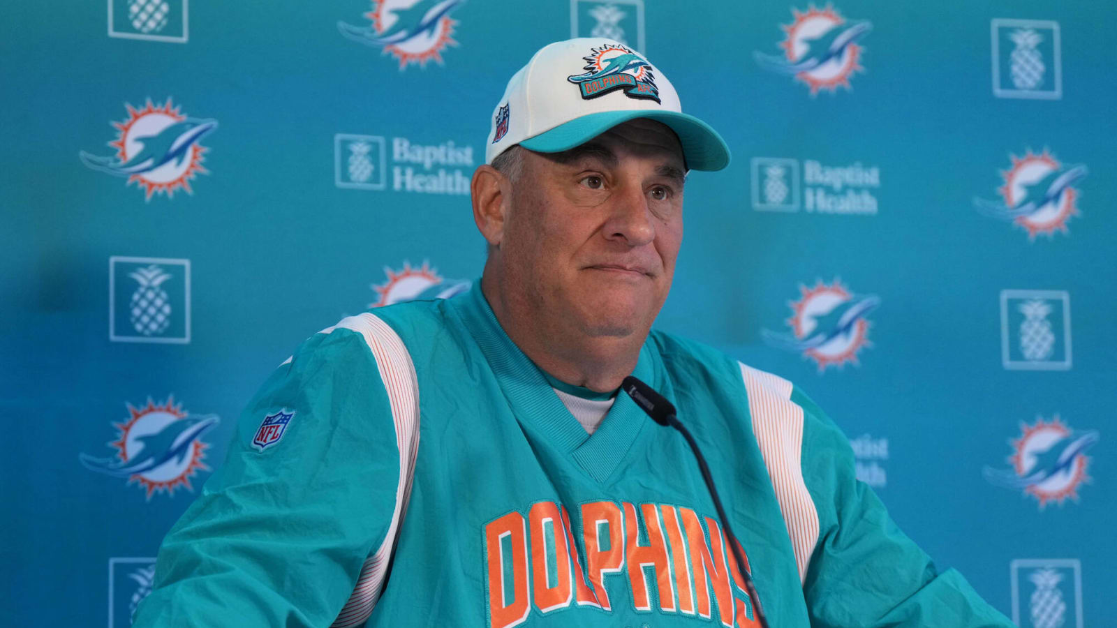 Miami Dolphins and DC Vic Fangio mutually agree to part ways, setting up expected hire by Eagles