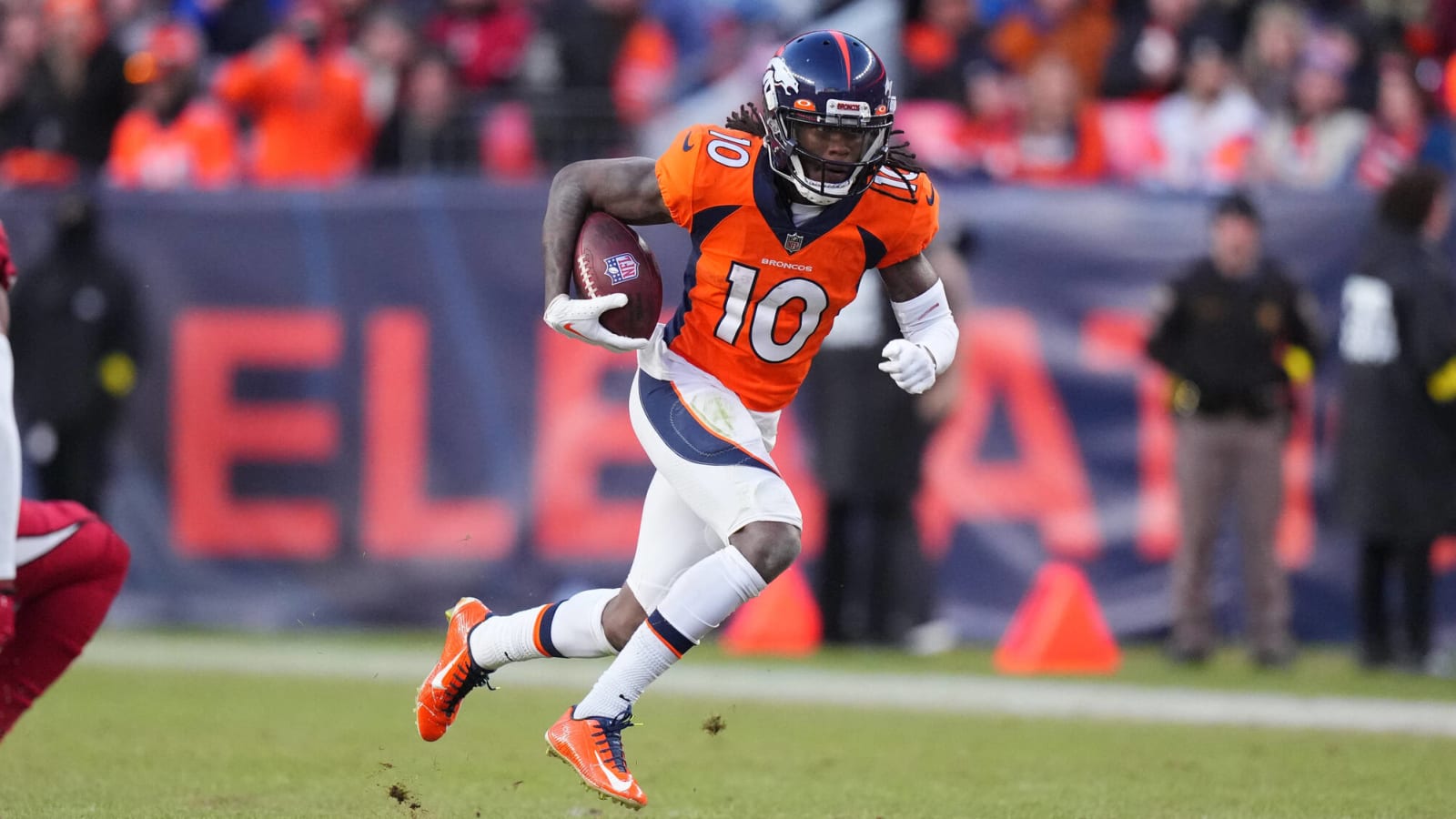 Denver Broncos reportedly taking calls on two star wideouts