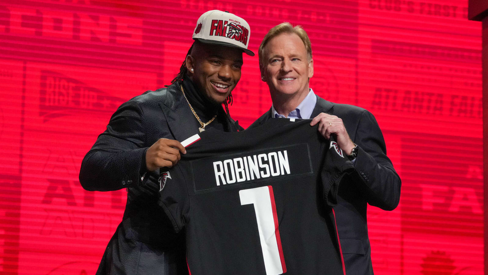 Falcons leave holes open with selection of Bijan Robinson