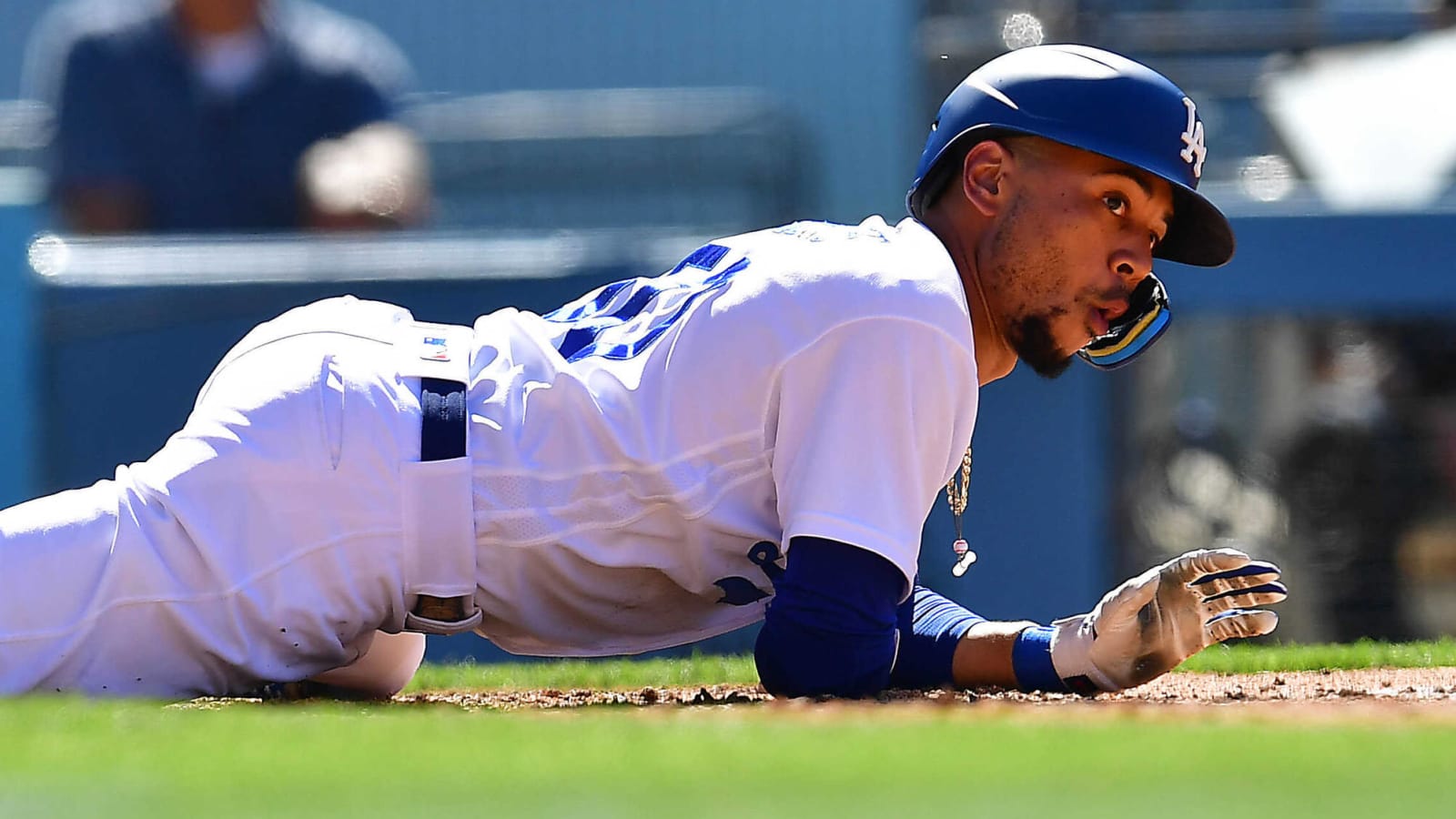 Dodgers, Mookie Betts 'hopeful' he can return quickly from rib injury –  Orange County Register