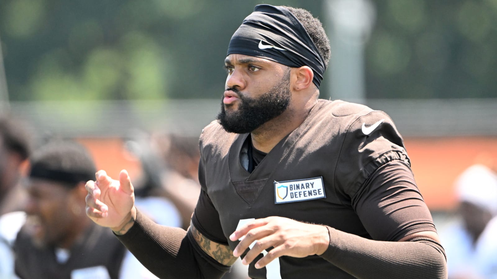 Browns designate two-time Super Bowl champ for return