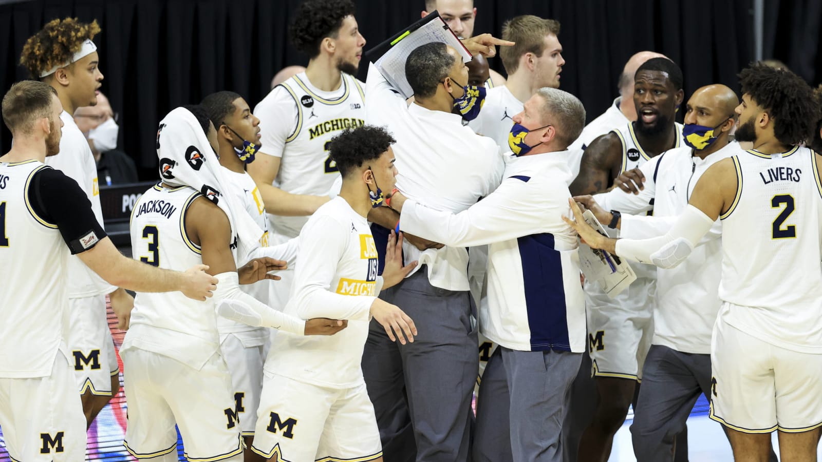 Juwan Howard ejected after confrontation with Mark Turgeon