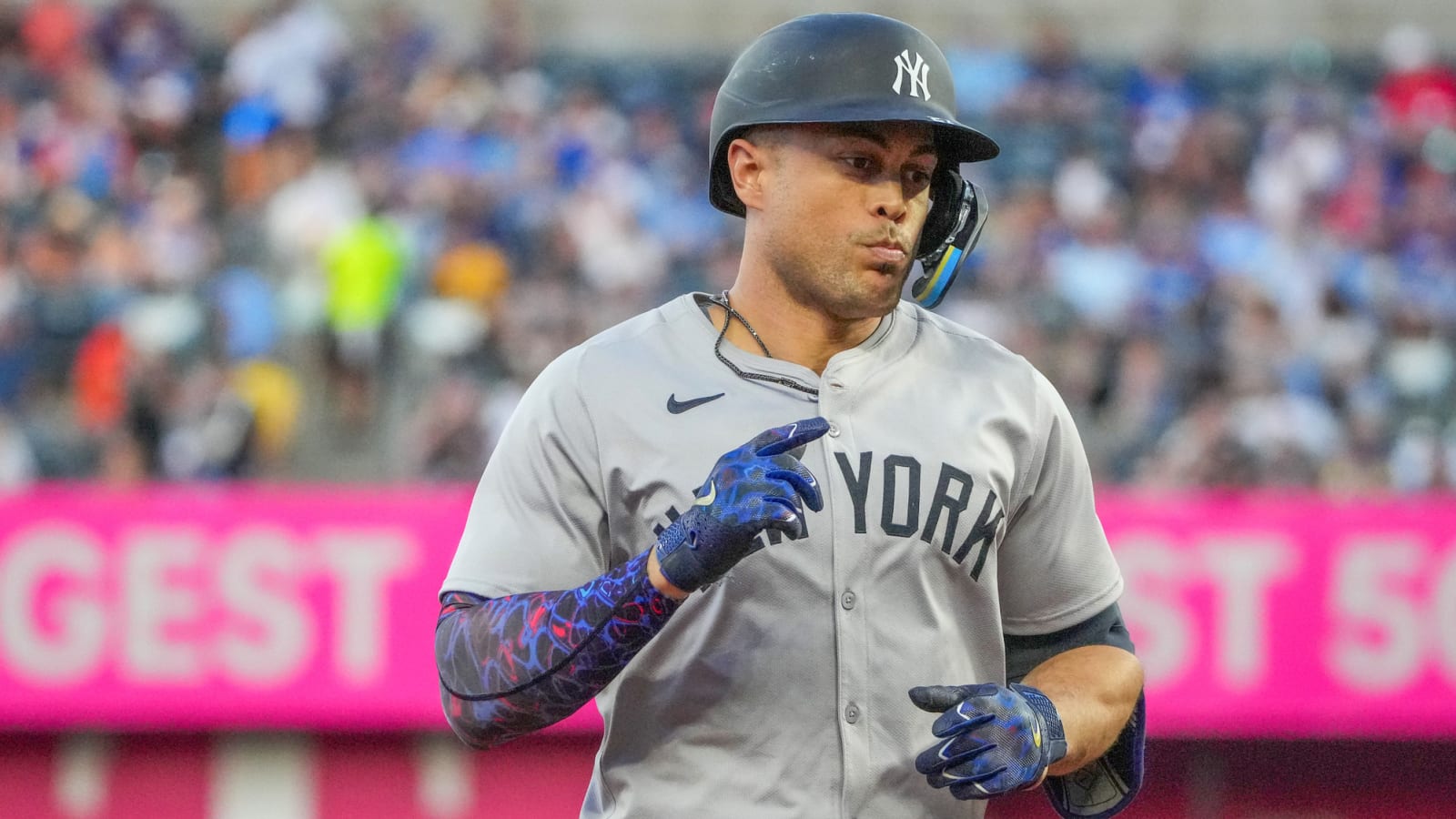 Yankees get a timely boost from old power source