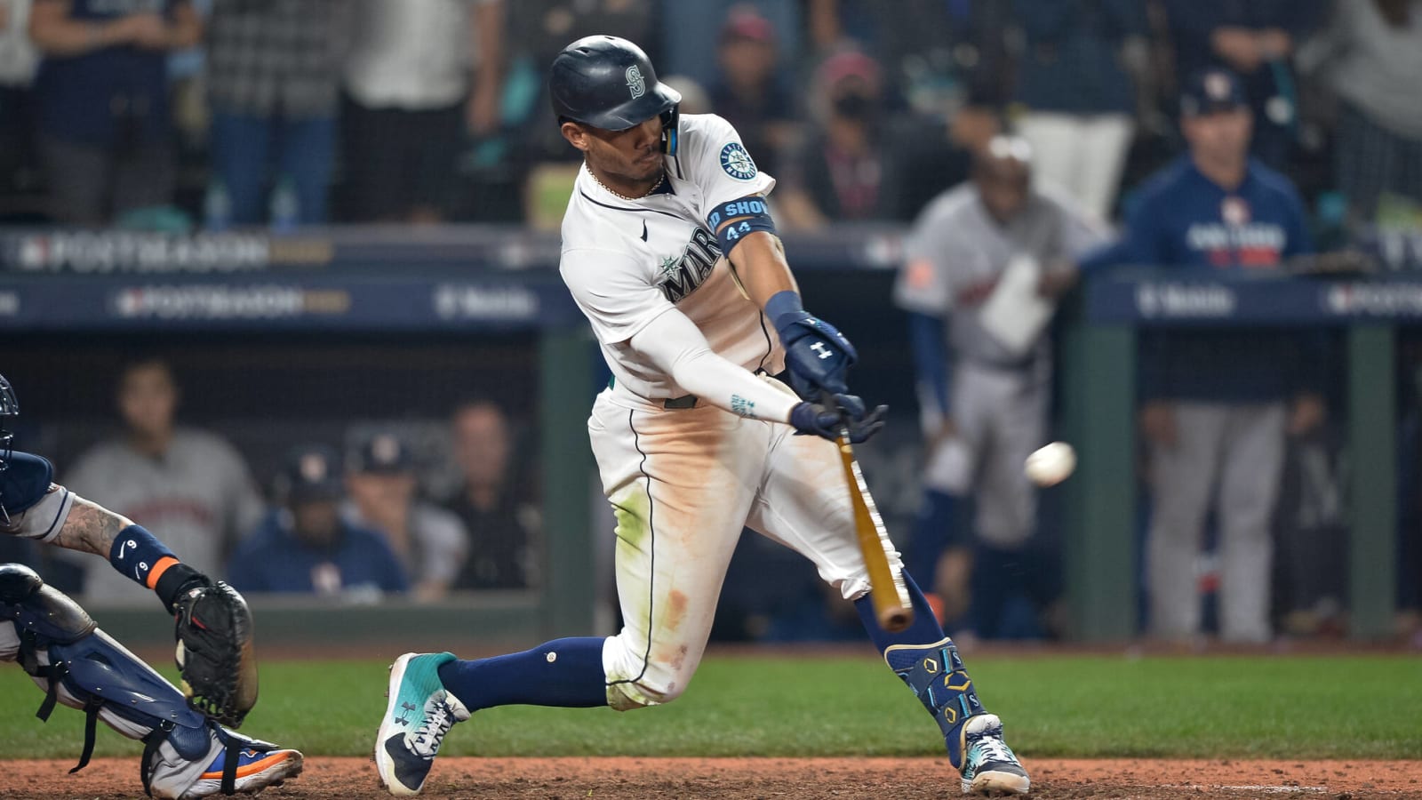 M's Rodriguez wins AL ROY; Braves' Harris takes NL ROY