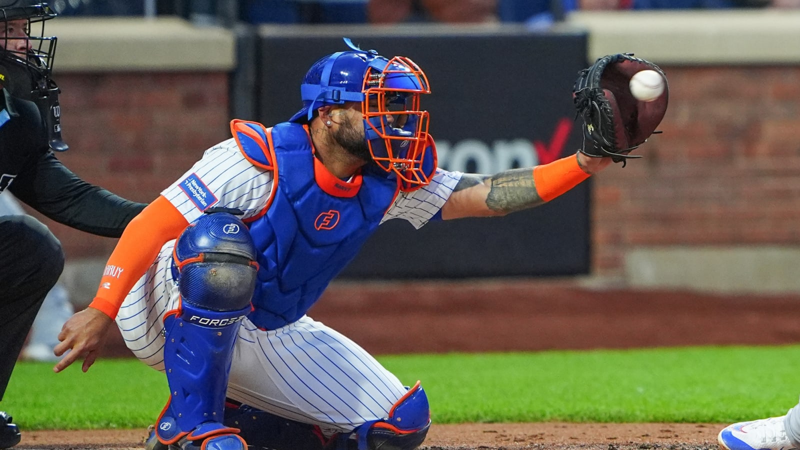 White Sox Sign Omar Narváez To Minor League Deal