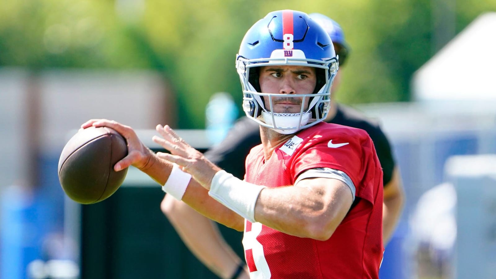 Analyst Predicts Giants Will Replace Daniel Jones In 2023 - The