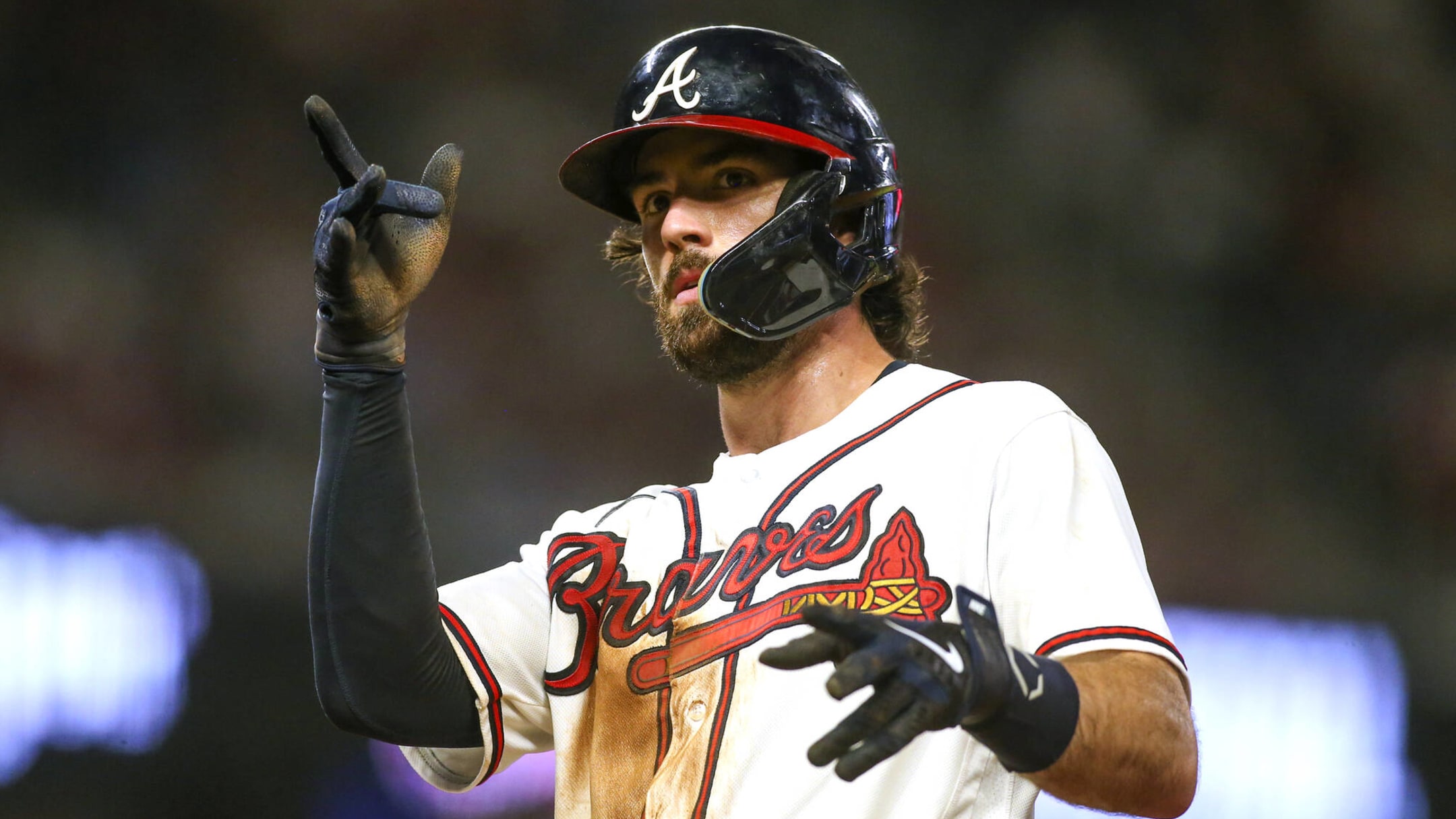 Diamondbacks top pick Dansby Swanson hit in face during simulated game