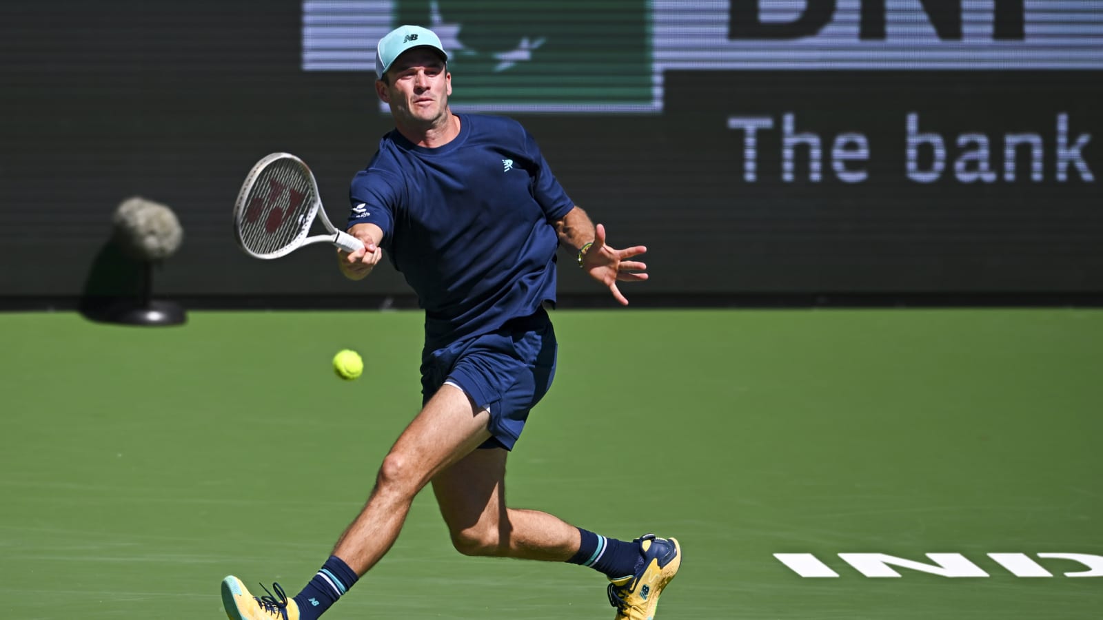 Tommy Paul battles past former champ, leads American charge into Indian Wells fourth round