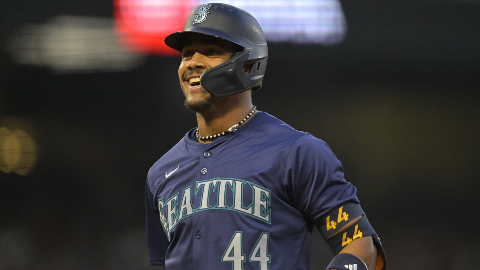 Mariners activate star outfielder from 10-day injured list