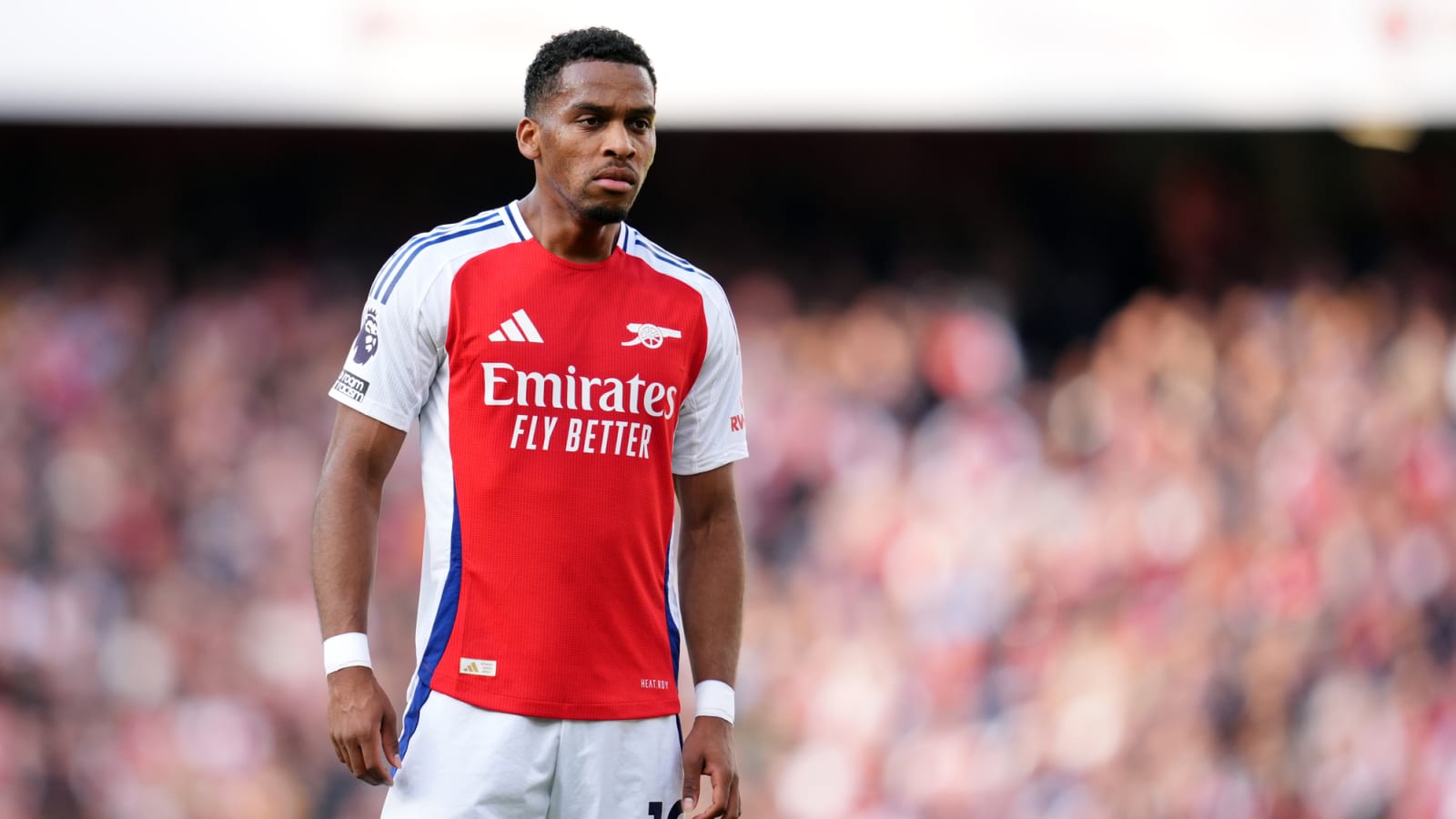 Has Timber overtaken Ben White as Arsenal’s right-back? Saka won’t be complaing…