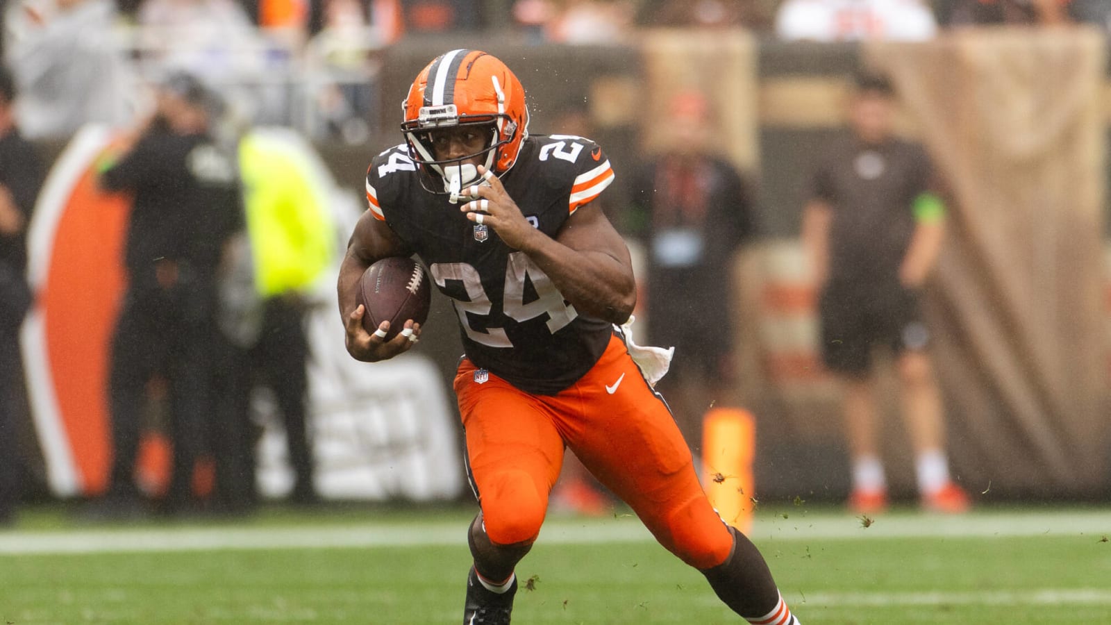 Nick Chubb Staying With Cleveland Browns On Reworked Deal