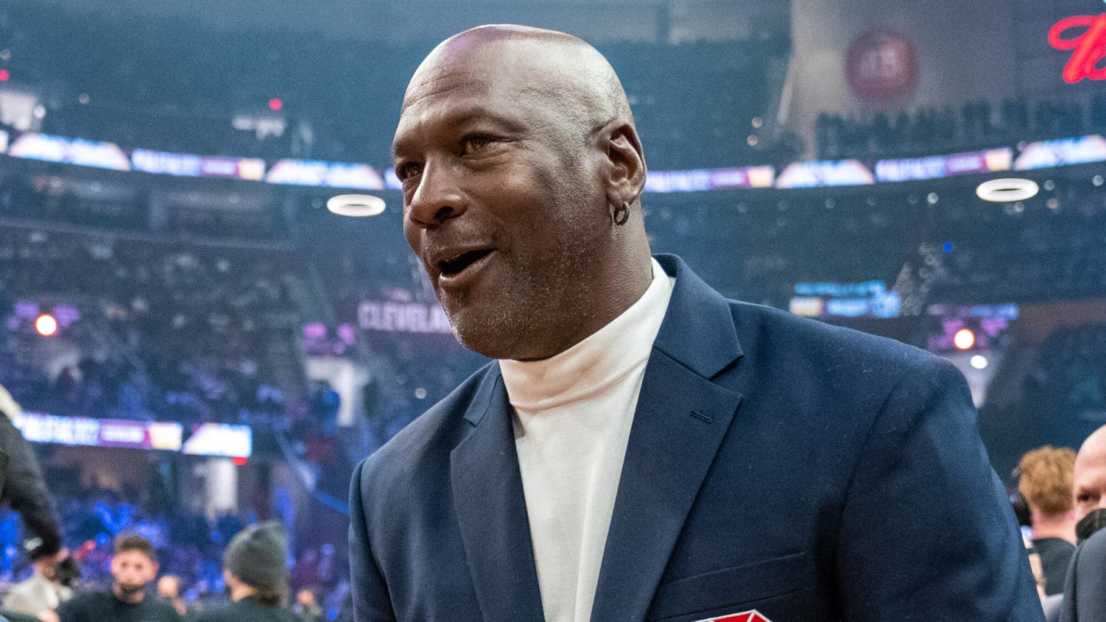 Michael Jordan, Derek Jeter, Stephen A. Smith, And Travis Scott Were In A Luxury Box At CFP National Championship Game