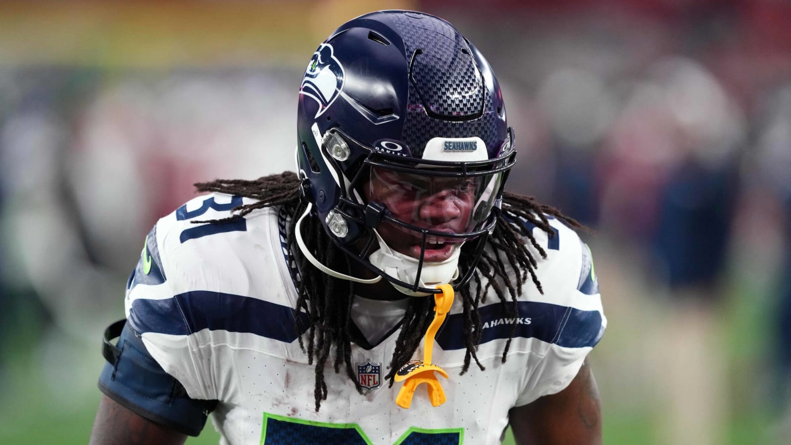 Cardinals Sign Rival Running Back