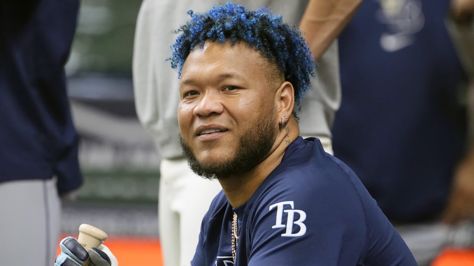 Nationals sign OF/DH to minor league contract a day after release
