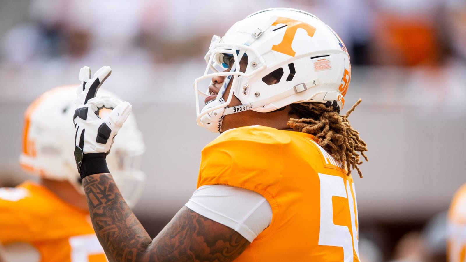 Former Tennessee player fires back at Vols fans; says he played with torn MCL in 2023