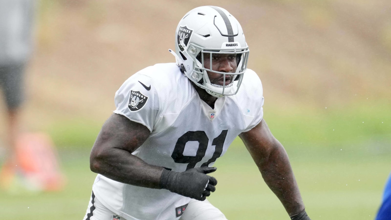 Raiders restructure DE Yannick Ngakoue's contract