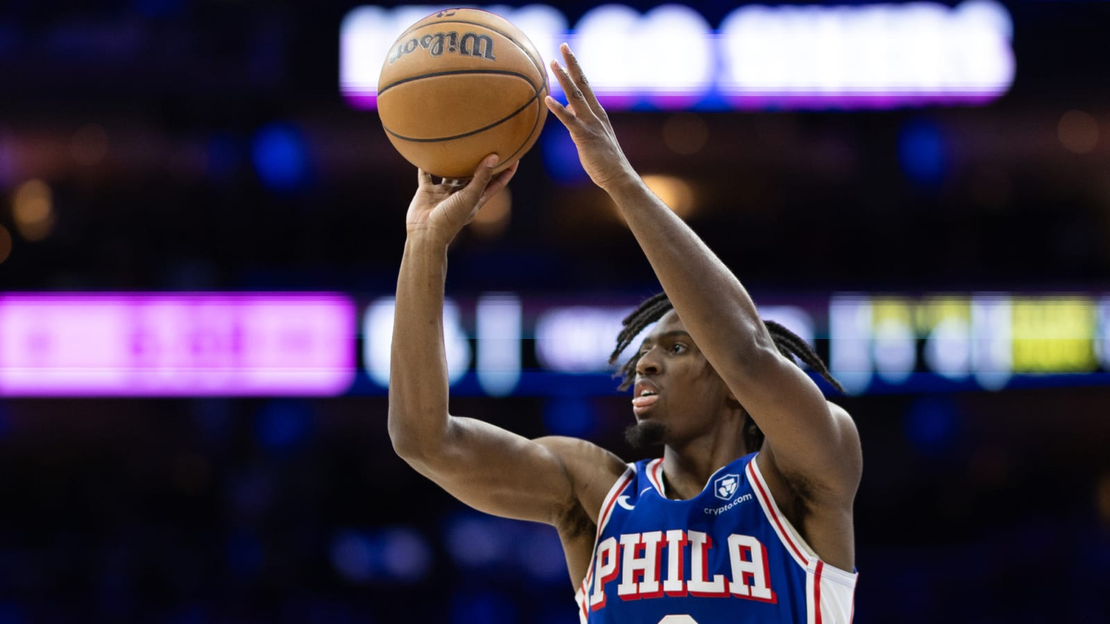 Tyrese Maxey’s ‘jacked’ look at press conference called for drug-testing