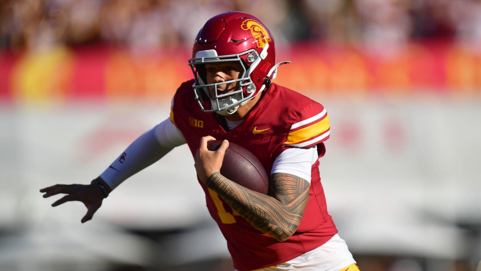 The Five Best College Football Uniforms