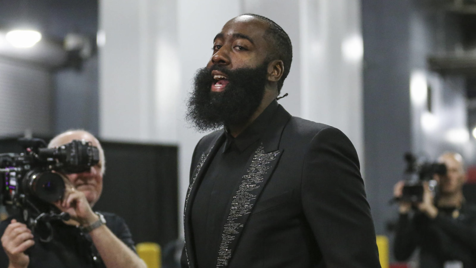 76ers only interested in Harden at 'discount-aisle price'